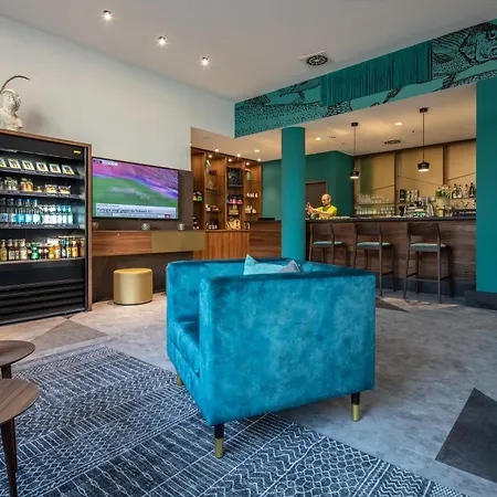 H+ Hotel Luebeck-2